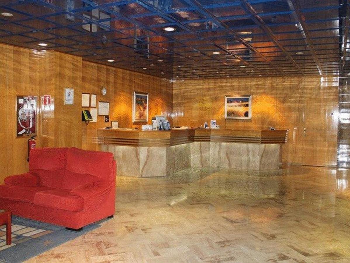 Hotel Ebora By Vivere Stays Талавера де ла Рейна Екстериор снимка