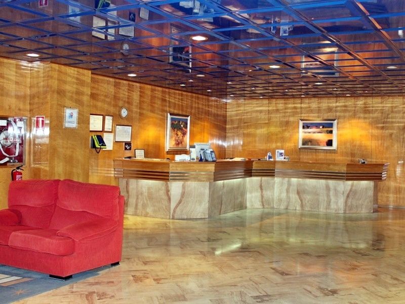 Hotel Ebora By Vivere Stays Талавера де ла Рейна Екстериор снимка